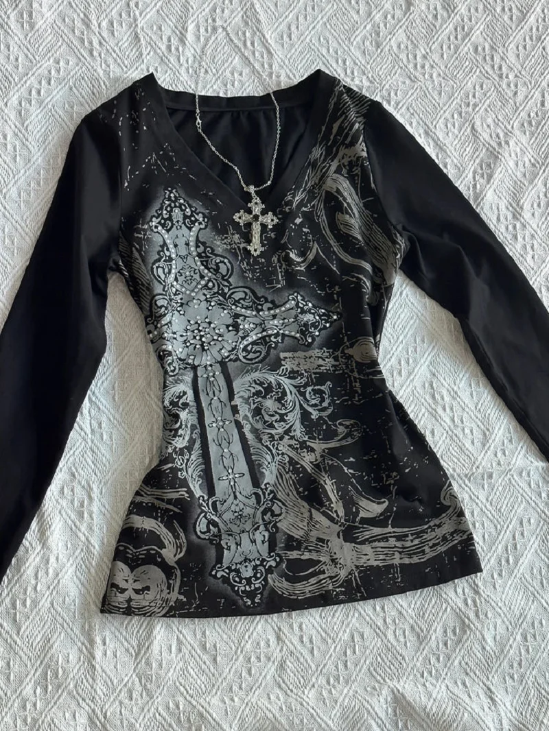 Women Top Y2k Tops 90s Vintage Clothes T Shirt for Women Kawaii Gothic Aesthetic Clothing Graphic Tees Y2k Kitty Emo Kpop Goth